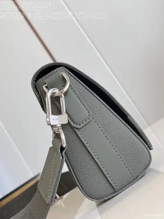 Firstbag ru PM-22*16.5*7CM VUITTON LOUIS Messenger Takeoff 0616